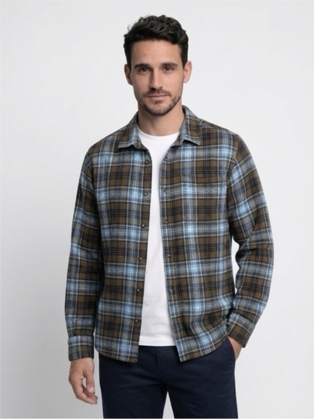 Eddie‎ Bauer - 100% Cotton Plaid Flannel Shirt – Long Sleeve - Men’s Large